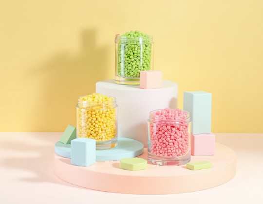 화장품 용기·포장재에 적용 가능한 LG화학 친환경 소재들. LG화학 제공.